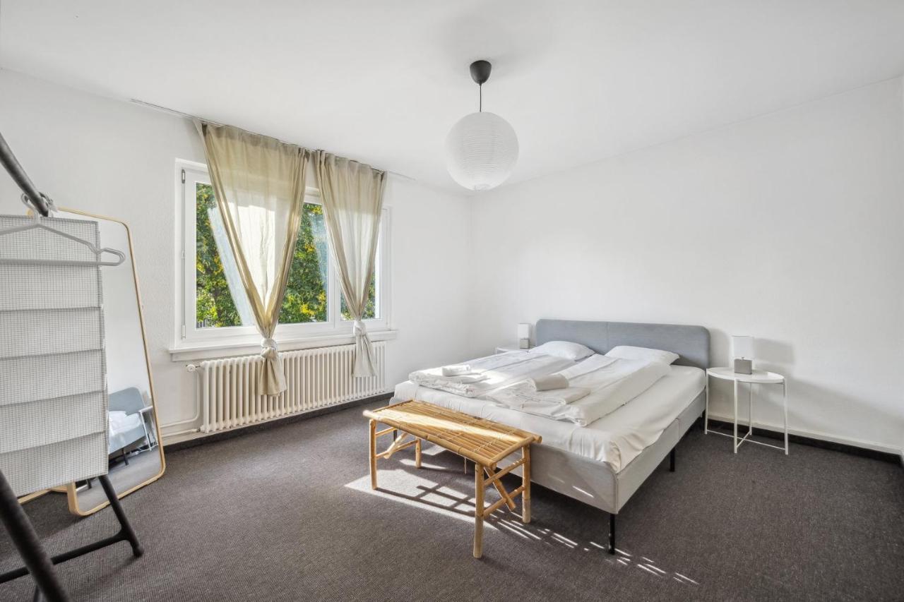 Comfortable Stay In Oerlikon 20 Minutes Away From Zurich Airport Exterior photo