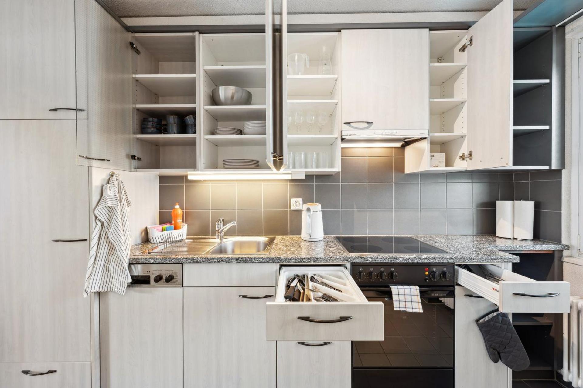 Comfortable Stay In Oerlikon 20 Minutes Away From Zurich Airport Exterior photo