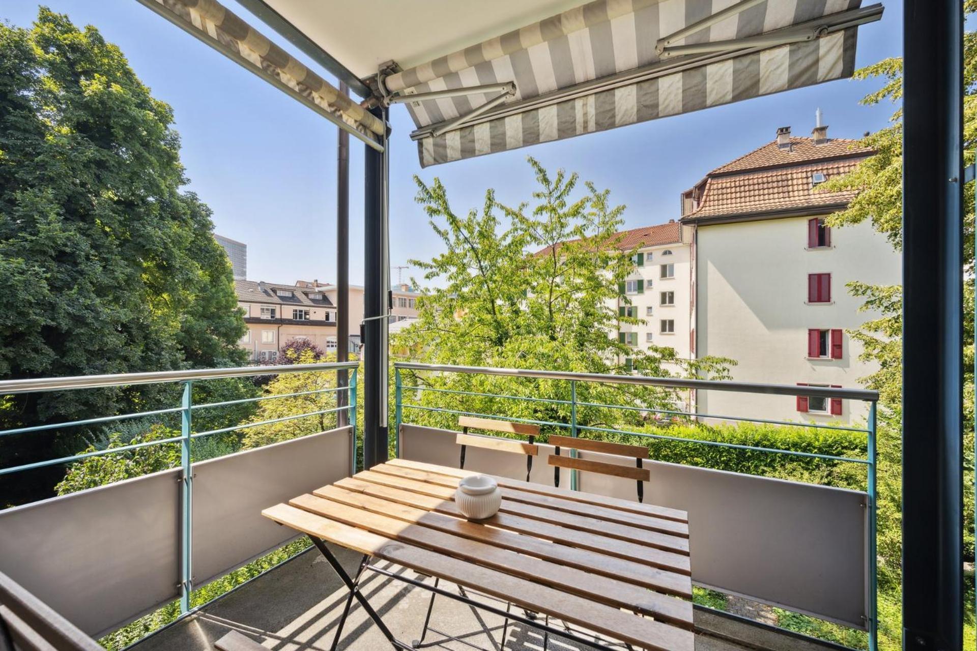Comfortable Stay In Oerlikon 20 Minutes Away From Zurich Airport Exterior photo