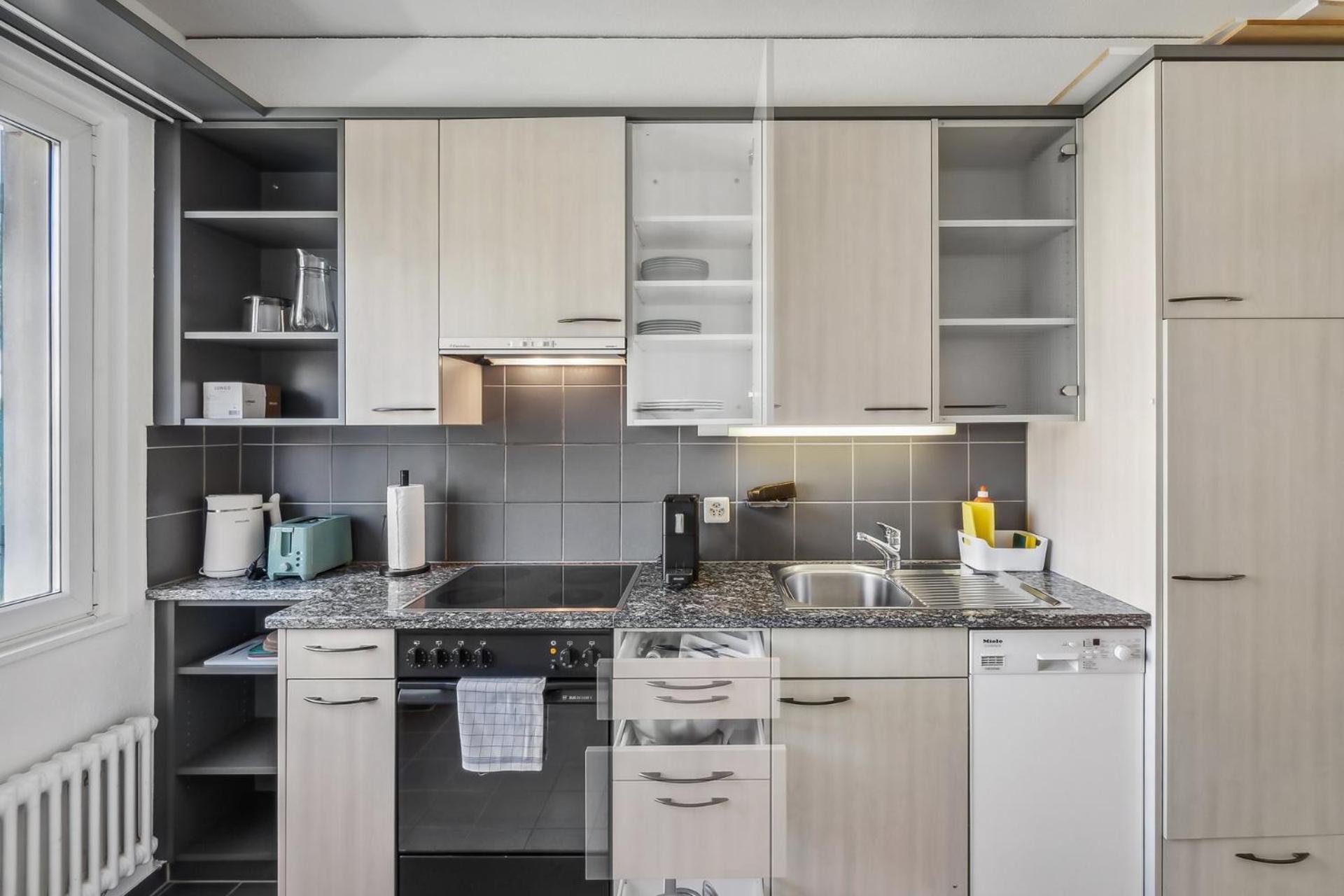 Comfortable Stay In Oerlikon 20 Minutes Away From Zurich Airport Exterior photo
